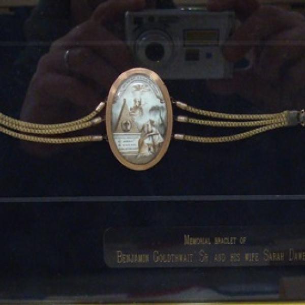 Memorial bracelet of Benjamin and Sarah Goldthwait (hair jewelry)