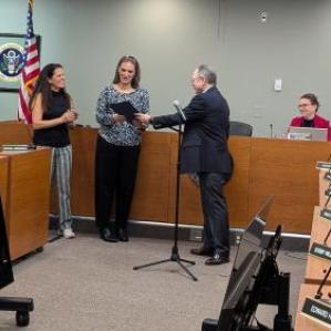 Mayor Kahn presents the KHS Girl's Filed Hockey Proclamation 