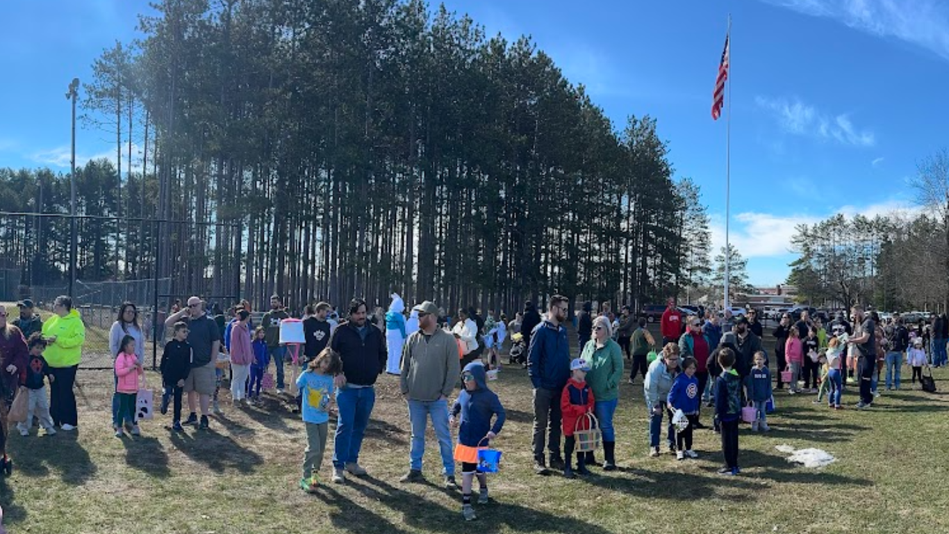 youth egg hunt at Wheelock Park